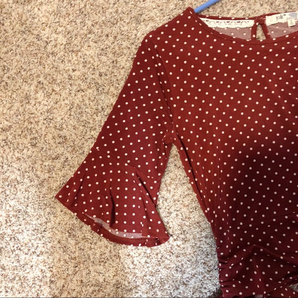 Red tie bow shirt - Picture 3 of 7